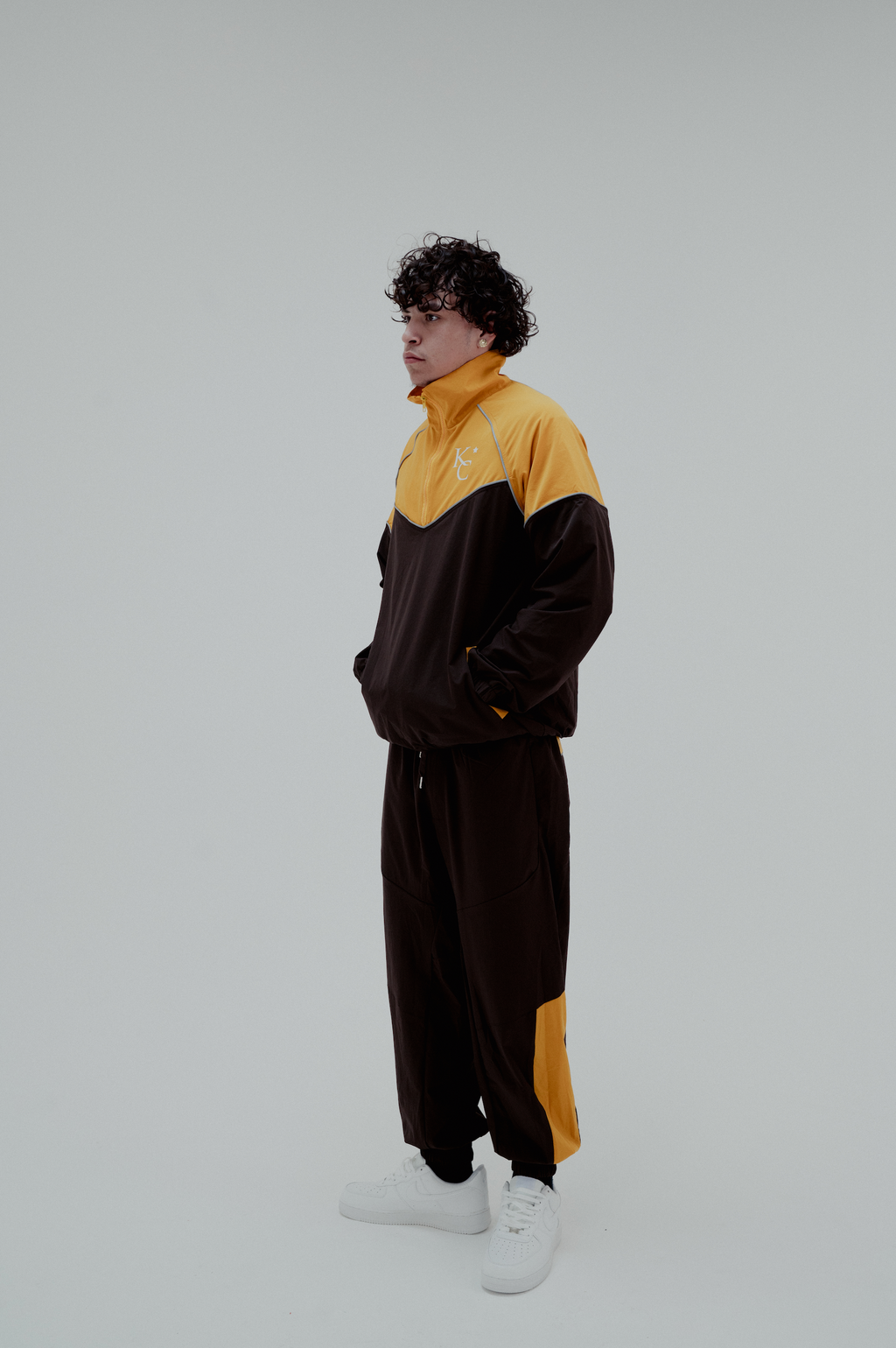 Core Wind Track Suit